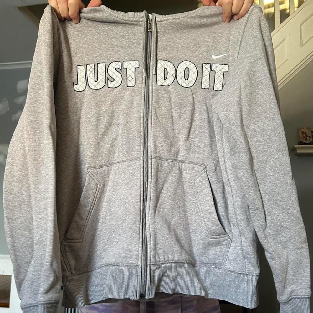 Nike Heather Gray Full-Zip Hoodie